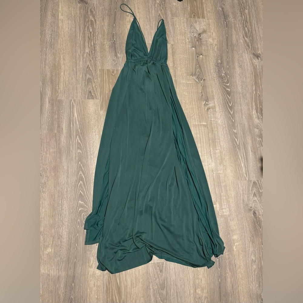 Elegant Green Evening Gown